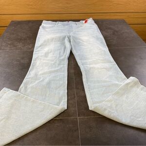 SPANX Women's High Rise Pull on Flare Leg Light Blue jeans size medium (8-10)